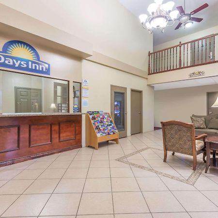 Days Inn By Wyndham St Peters/St Charles Saint Peters Dış mekan fotoğraf