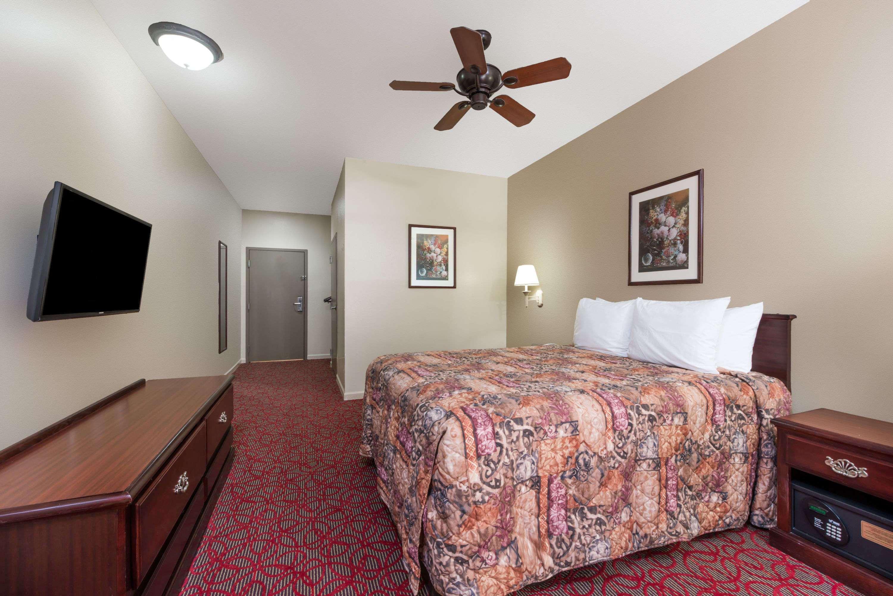 Days Inn By Wyndham St Peters/St Charles Saint Peters Dış mekan fotoğraf