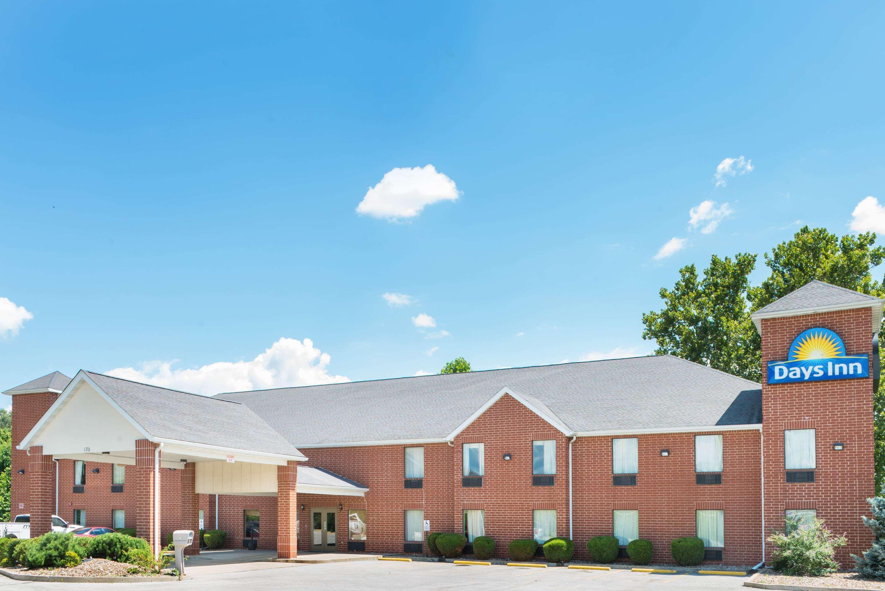 Days Inn By Wyndham St Peters/St Charles Saint Peters Dış mekan fotoğraf