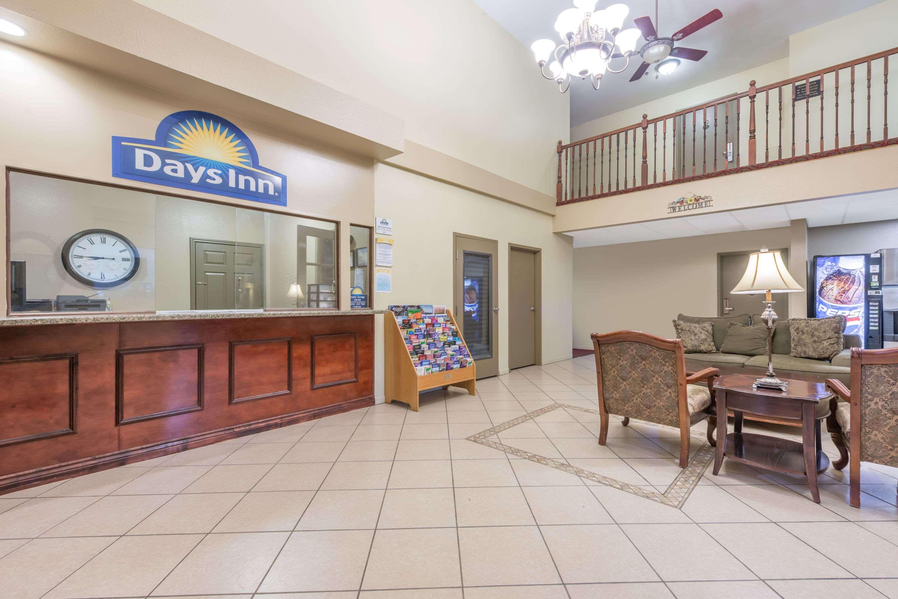 Days Inn By Wyndham St Peters/St Charles Saint Peters Dış mekan fotoğraf