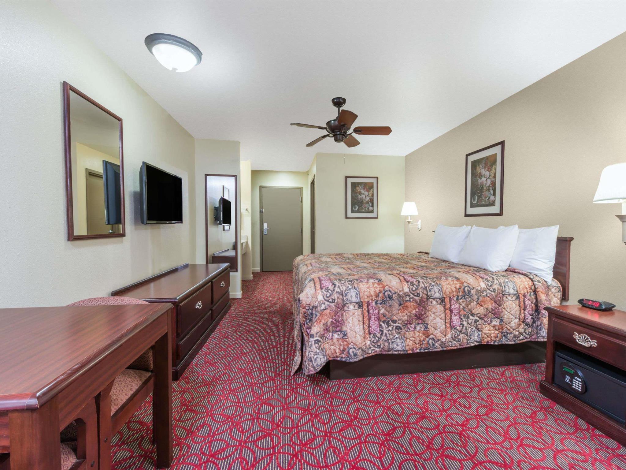 Days Inn By Wyndham St Peters/St Charles Saint Peters Dış mekan fotoğraf